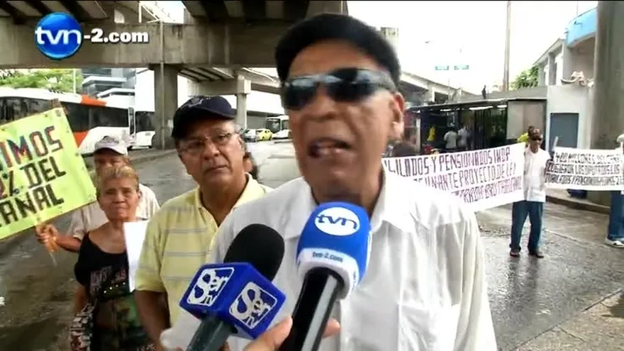 Jubilados retoman protestas en la Plaza 5 de Mayo
