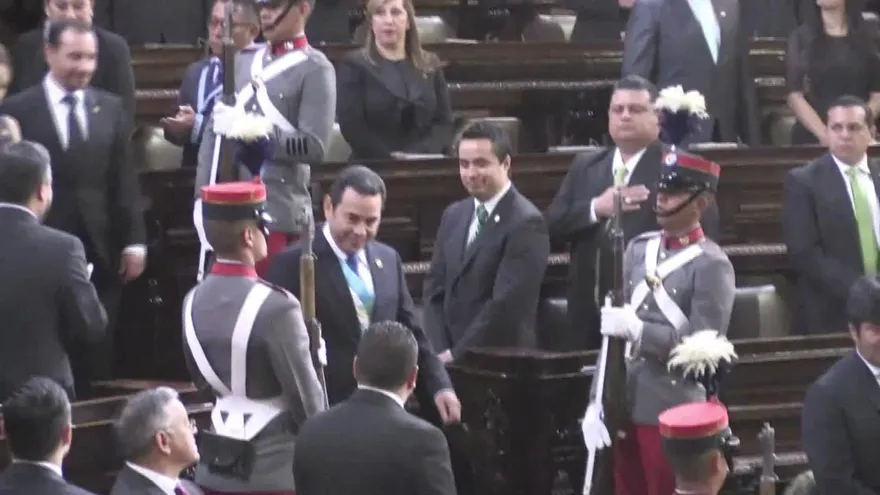 Guatemala recupera confianza, dice el presidente.