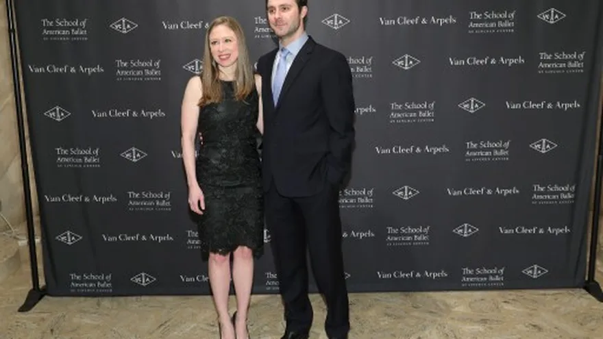 Chelsea Clinton y su esposo Marc Mezvinsky
