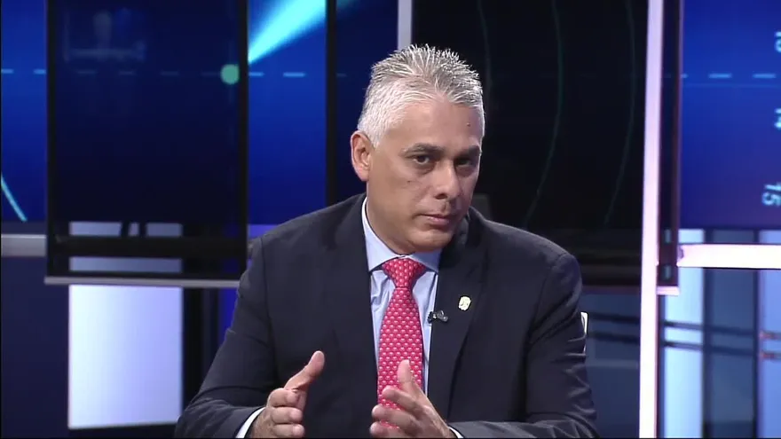 Radar 2: Cuestionan comportamiento de diputados