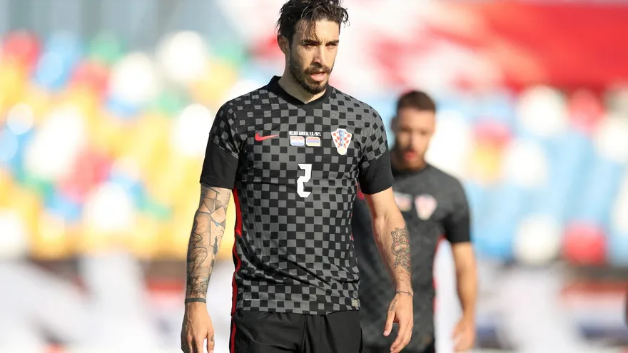 Sime Vrsaljko futbolista retirado de la selección de Croacia