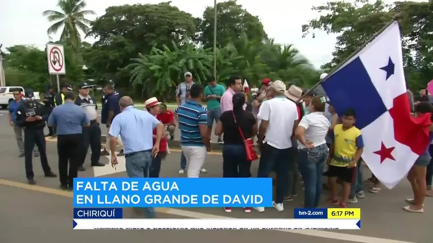 Moradores de comunidad en Chiriquí cerraron vía Panamericana por falta de agua potable