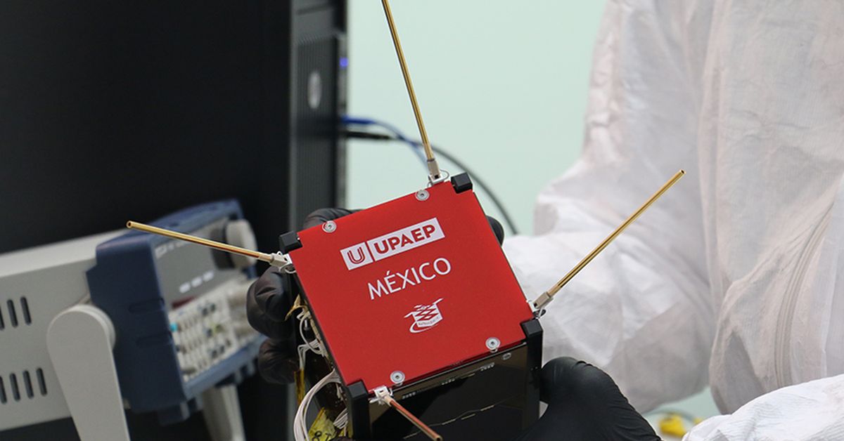 Nanosatélite mexicano AztechSat-1 inicia misión en el espacio - Ciencia ...