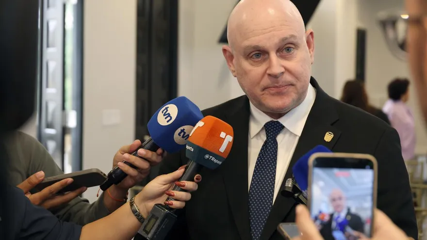 El viceministro de Asuntos Multilaterales y Cooperación, Carlos Guevara Mann.