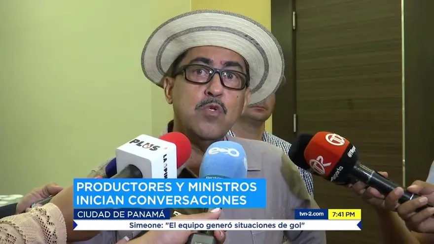 Productores se reúne con ministros de Estado por crisis agropecuaria