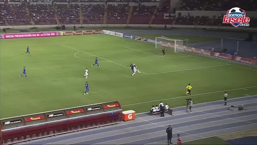 Así se lesionó Cummings