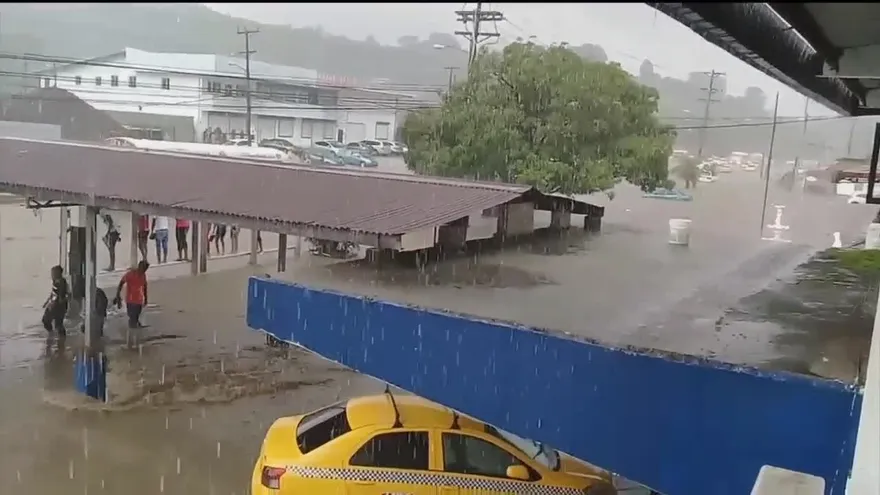 Afectados por las lluvias en Colón