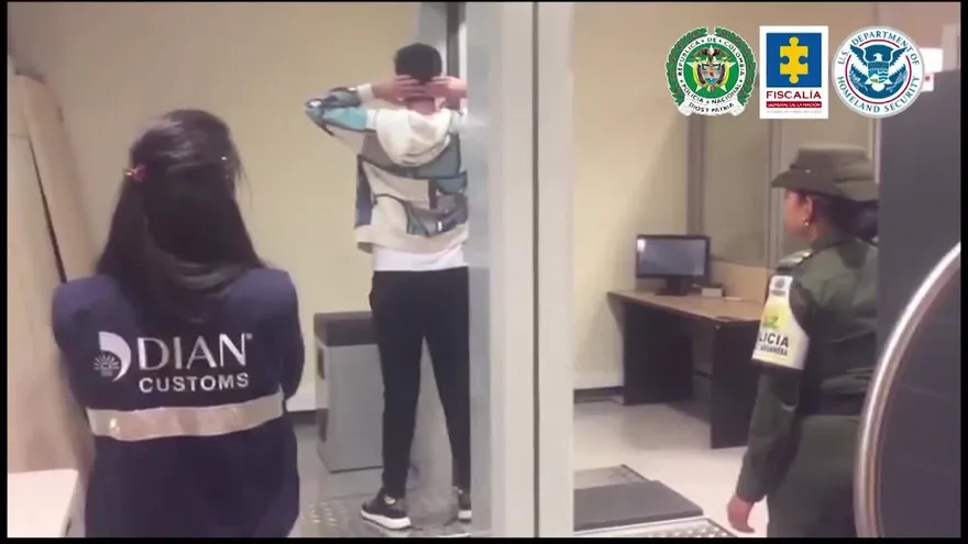 Desarticulan redes que traficaban dinero con “mulas” en Colombia