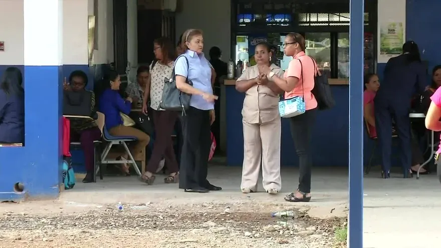 Roban en escuela de La Siesta