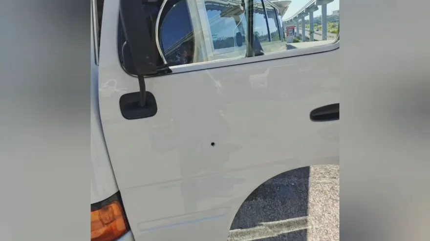 Autoridades investigan ataque armado contra bus en Arraiján que dejó dos heridos