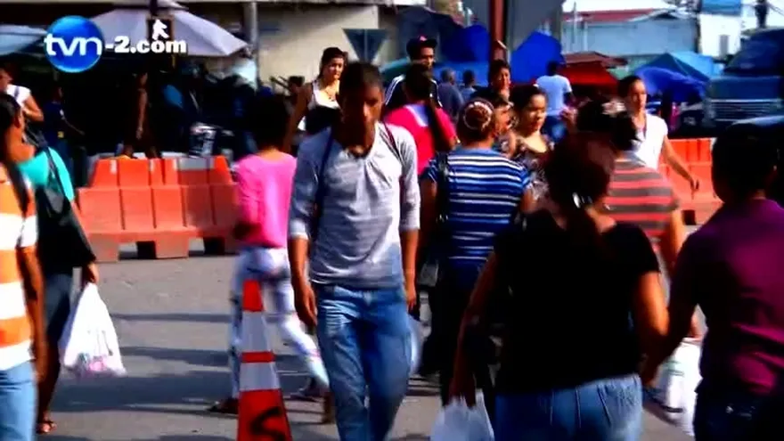 PEATONES O CONDUCTORES