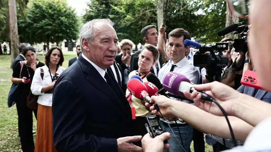 El 'destino de Francia' está en juego en próximo voto de confianza, afirma primer ministro