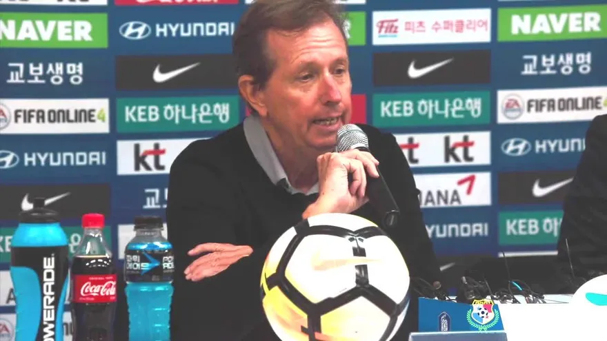 Gary Stempel se va satisfecho con el partido ante Corea del Sur