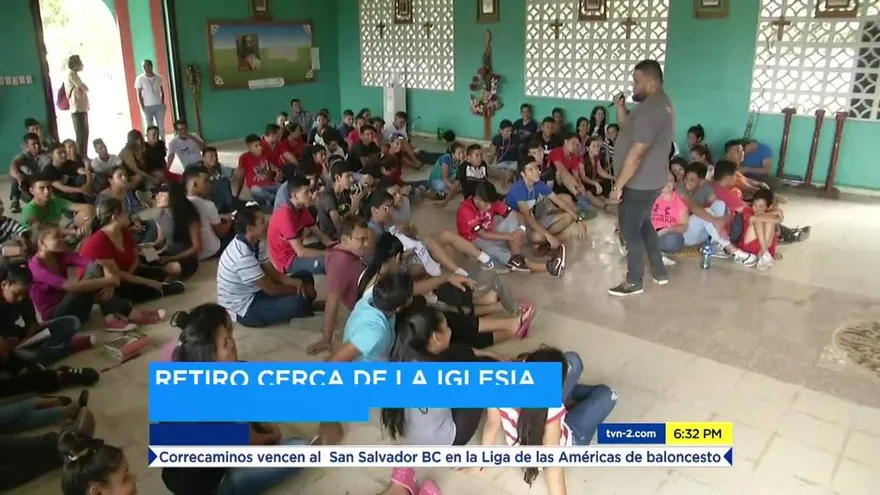 Jóvenes participan en retiro espiritual en Chiriquí