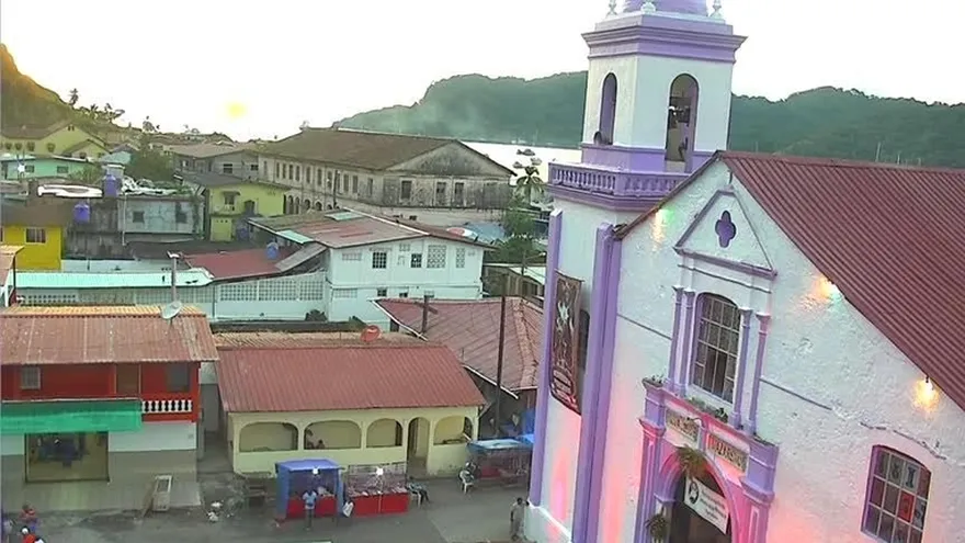 Inicia la peregrinación por las fiestas del Cristo Negro de Portobelo