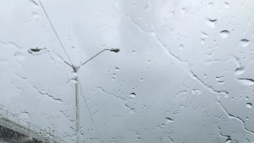 Domingo lluvioso: emiten aviso de prevención por fuerte tormentas