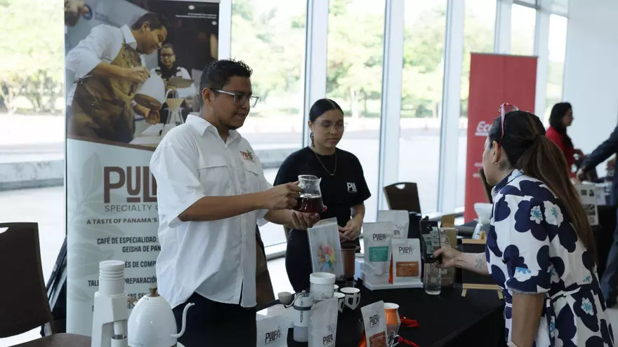 ATP y PROMTUR participan en la experiencia formativa del café de especialidad