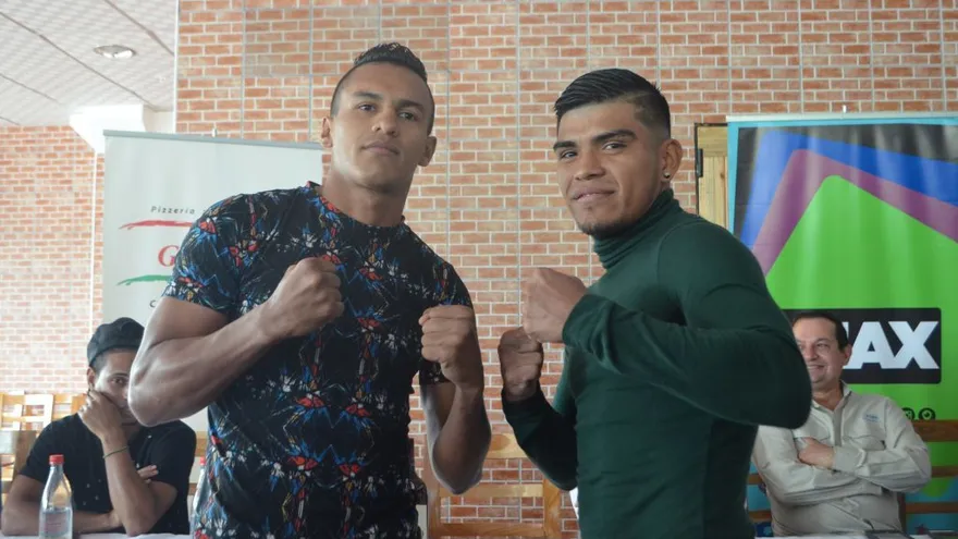 "Búfalo" Sánchez (d) considera que "La Roca" (i) es un púgil "inflado".