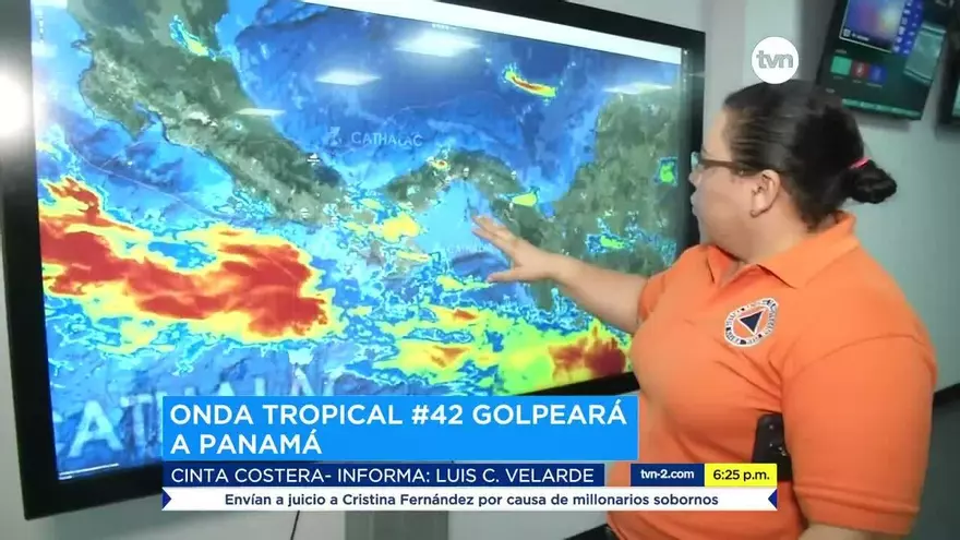 Onda tropical 42 golpeará Panamá este fin de semana