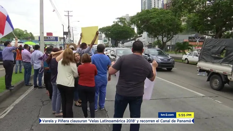 Continúan protestas contra el alza de la energía eléctrica