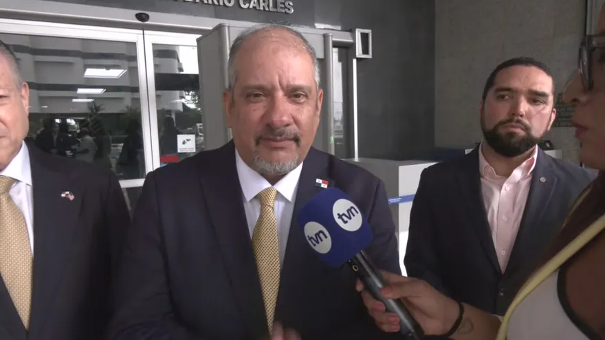 Asamblea y Contraloría acercan posiciones para reactivar pagos retenidos a funcionarios