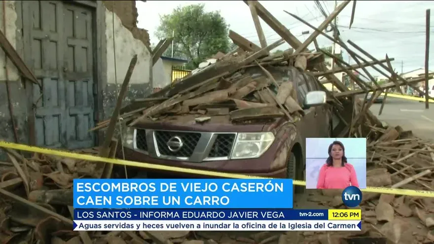 Se derrumba casa de quincha en Los Santos