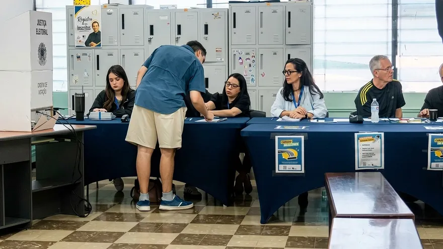 Más de 1,500 brasileños acudieron a las urnas en Panamá para elegir presidente