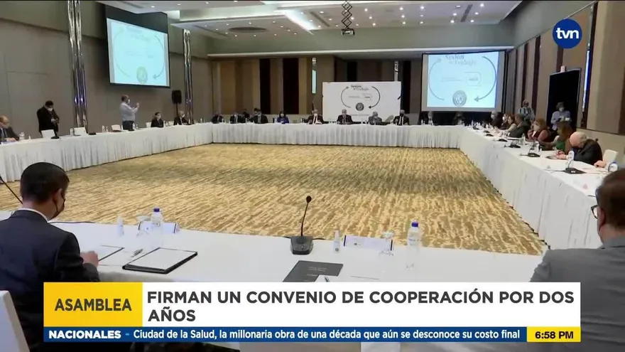 Conep y Asamblea firma convenio
