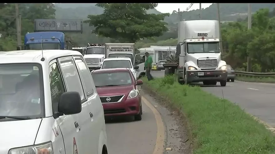 Congestionamiento en vía Centenario por articulados con desperfectos mecánicos