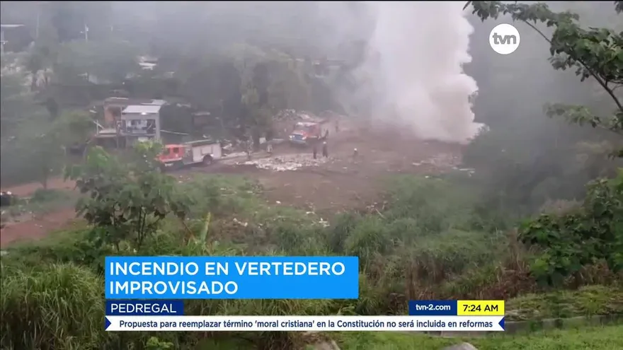 Reportan incendio en vertedero improvisado en Pedregal