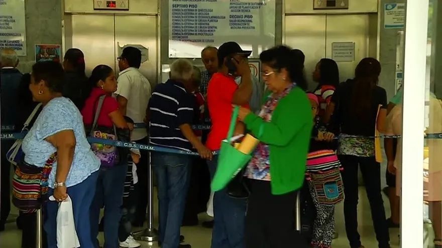 Afinan propuesta para mejorar compra de medicamentos