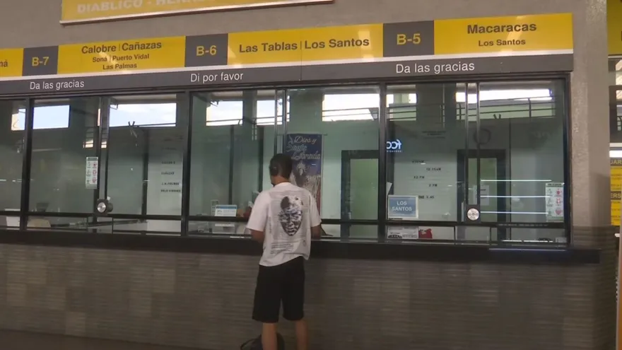 Pocos pasajeros están viajando al interior del país tras el sismo.