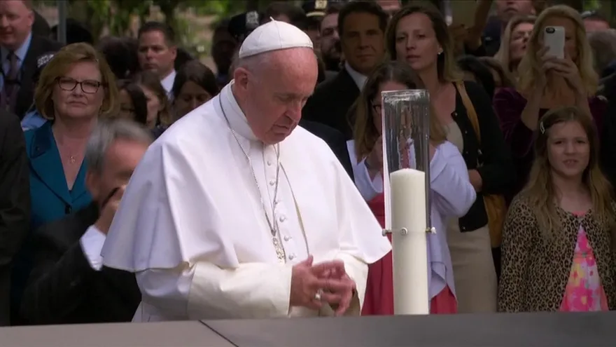 Papa Francisco visita la Zona Cero
