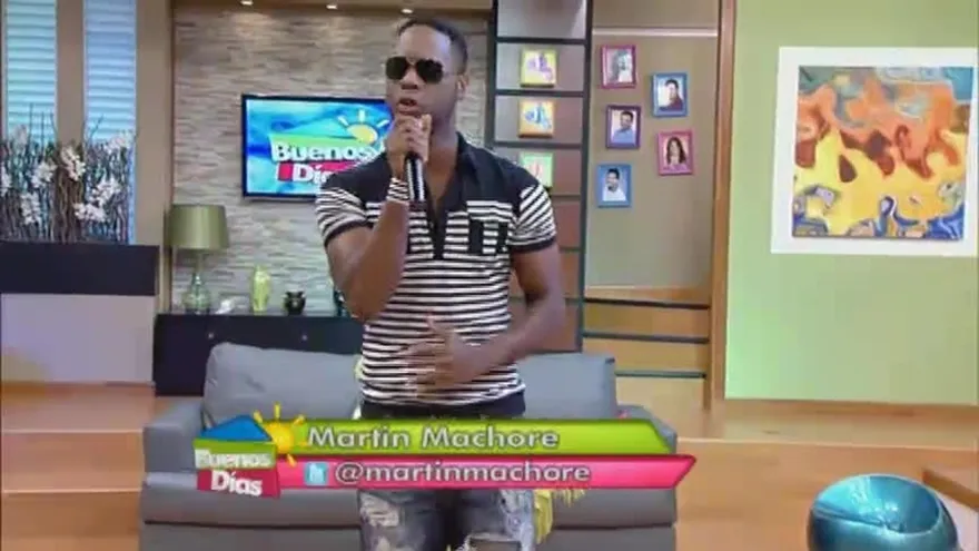 Martin Machore - "Olvidarte es dificil"