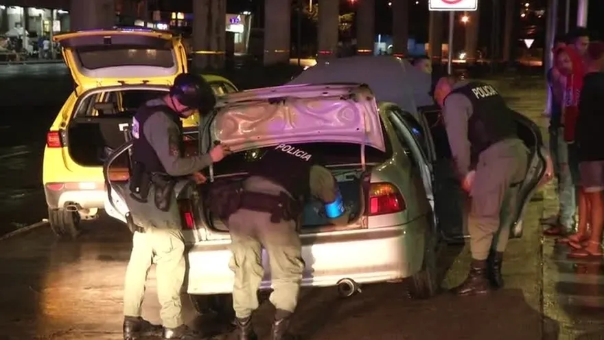 Cuatro retenidos por robo a taxista