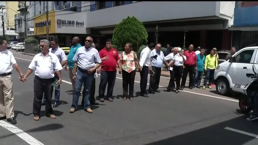 Noticiero AM 4 de agosto de 2017 - Bloque 3