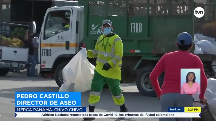 Autoridad de Aseo realiza limpieza en Merca Panamá