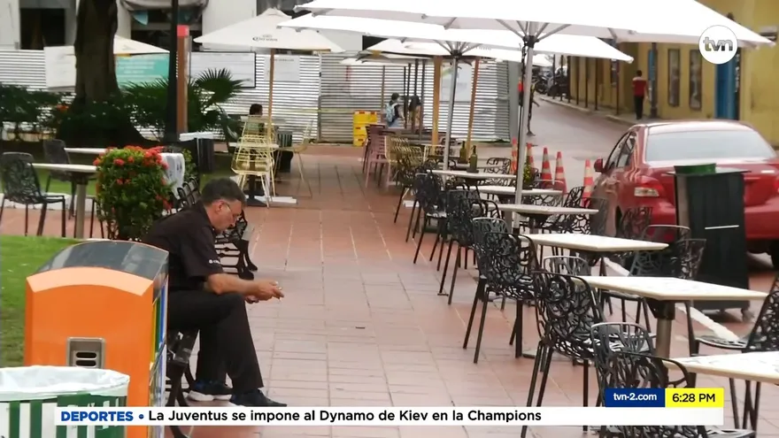 Bajo movimiento comercial en el Casco Viejo