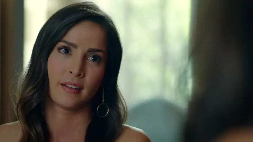 Sin Senos Sí Hay Paraíso 3 - Capítulo 31