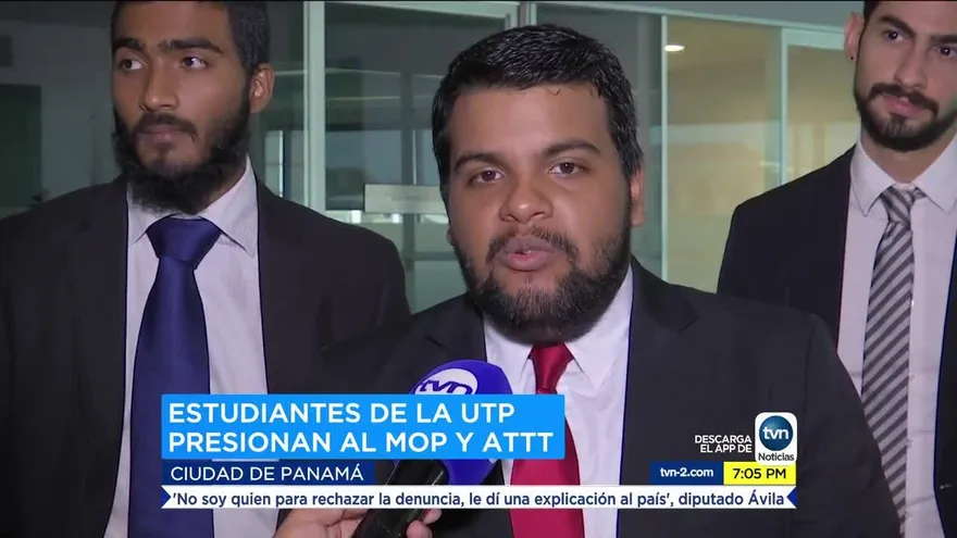 Estudiantes de la UTP acuden a la Asamblea para ser escuchados