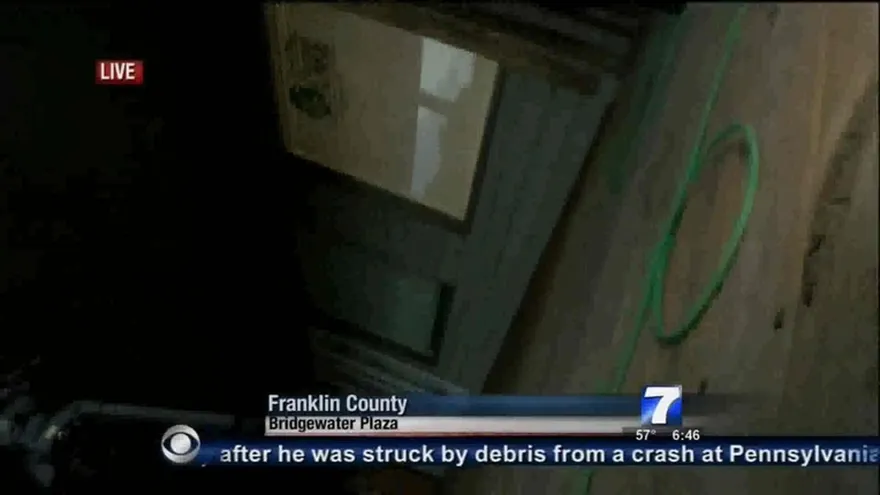 Dos periodistas son asesinados en vivo en EEUU