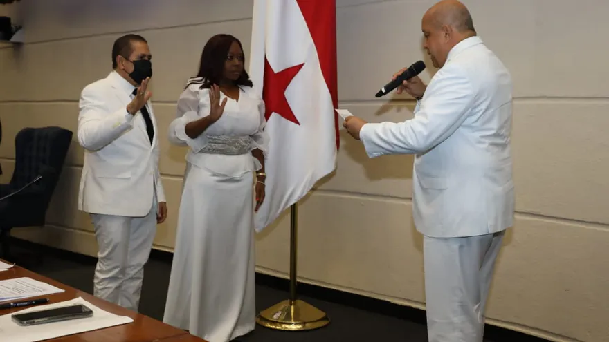 Reeligen a la junta directiva de la Asamblea Nacional