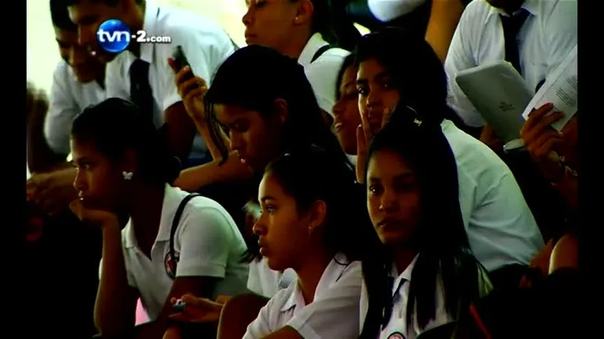 JÓVENES CON TALENTO