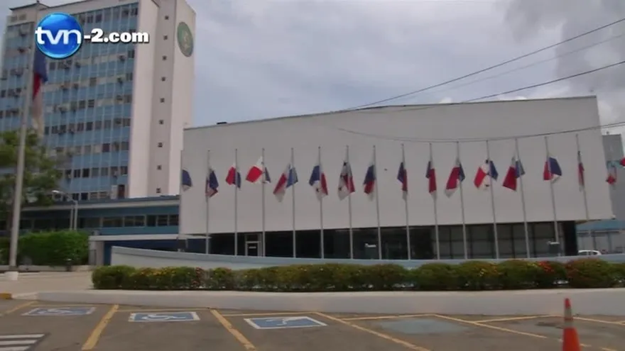 Diputados suplentes no deben recibir los polémicos bonos
