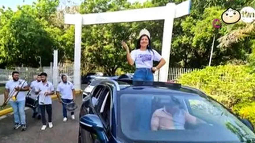 ¡Murga y todo! Nos visitó la reina del Carnaval del West 2025