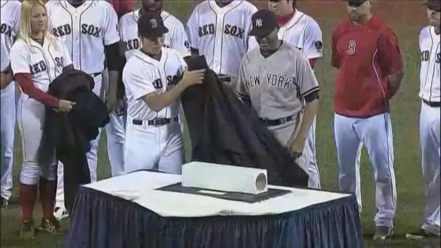 Fenway Park dio homenaje a Mariano Rivera