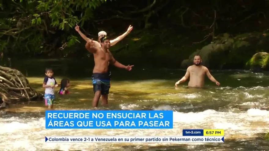 Panameños acuden a balnearios en Panamá Este