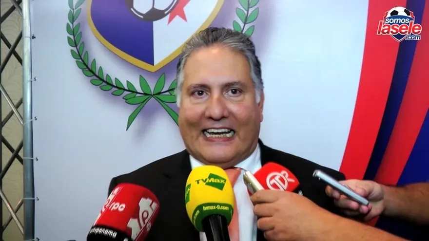 Pedro Chaluja es reelegido presidente de FEPAFUT
