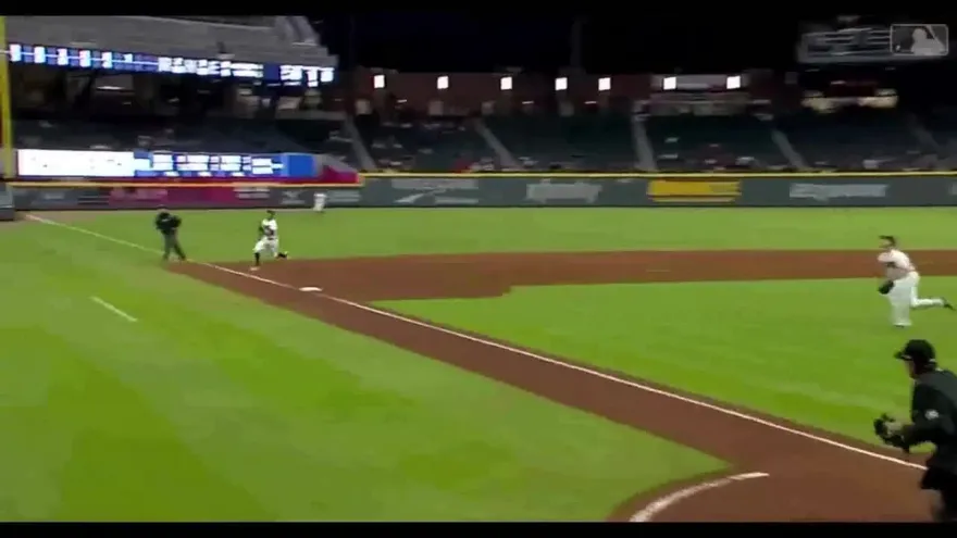 Johan Camargo habla sobre su experiencia en el béisbol