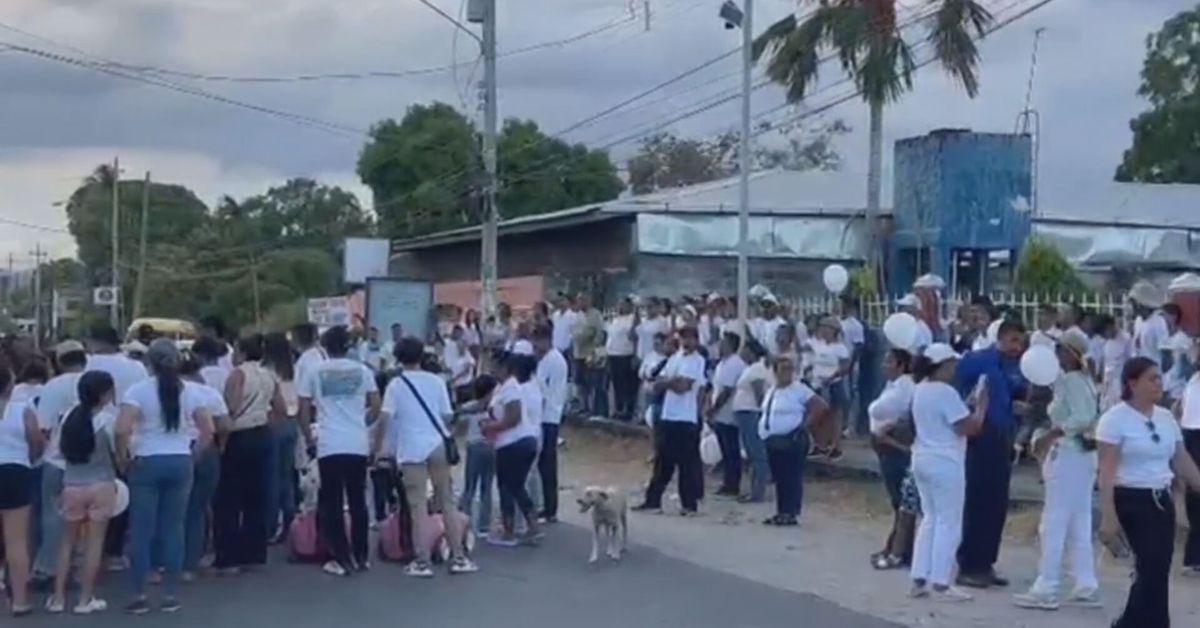 Marchan por la paz y la justicia en Lajas tras asesinato de joven de 27 años en Chame